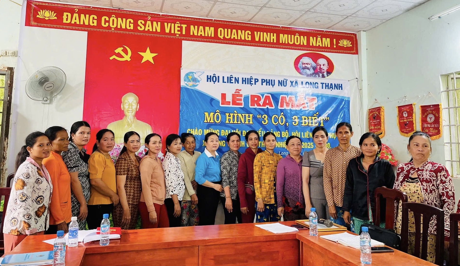 hoi-lien-hiep-phu-nu-xa-long-thanh-ra-mat-mo-hinh-3-co-3-biet