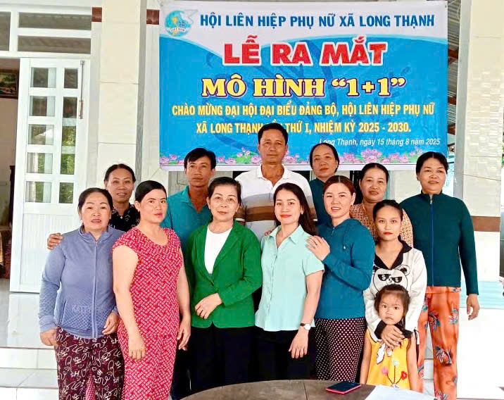 hoi-lien-hiep-phu-nu-xa-long-thanh-ra-mat-mo-hinh-1-1
