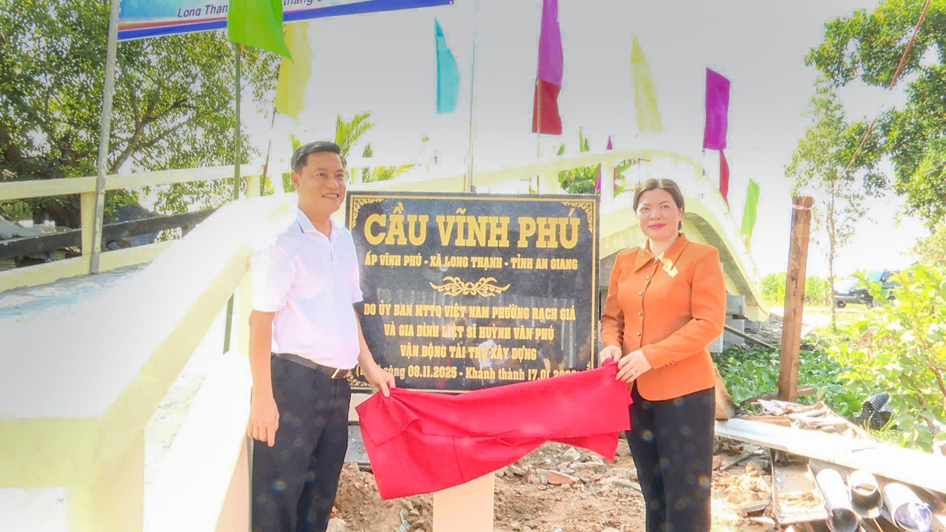 khanh-thanh-cau-vinh-phu-noi-nhip-bo-vui-tai-xa-long-thanh